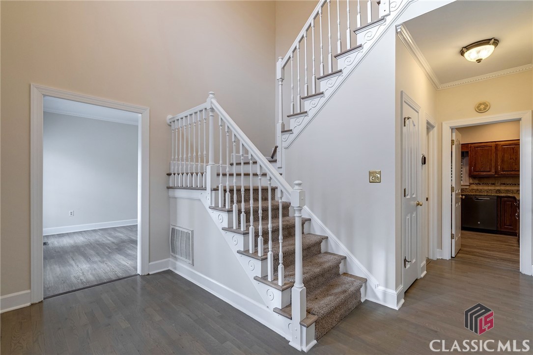 321 Chesterfield Road