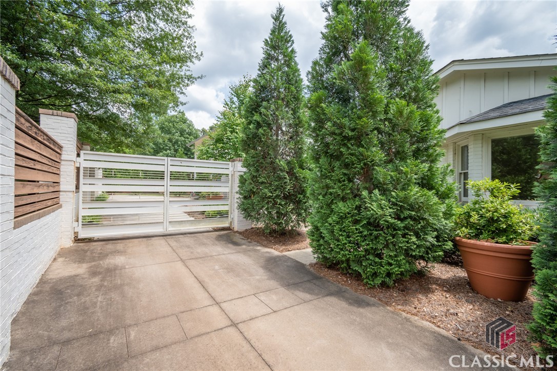 145 Clyde Road