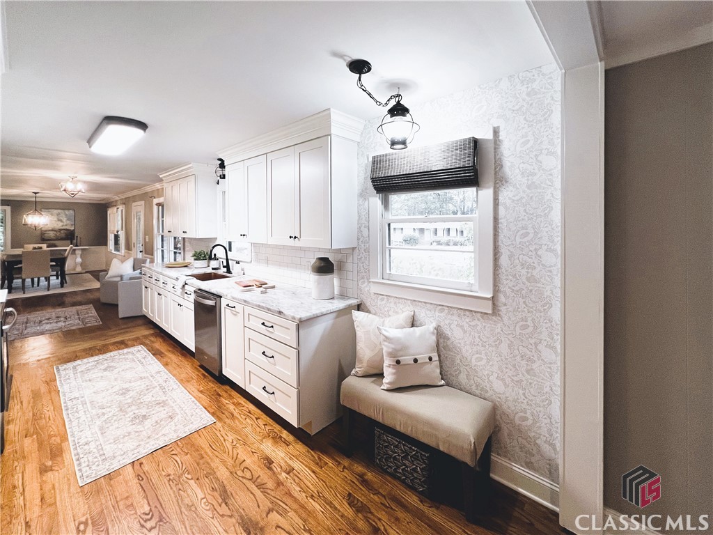 594 Forest Heights Drive