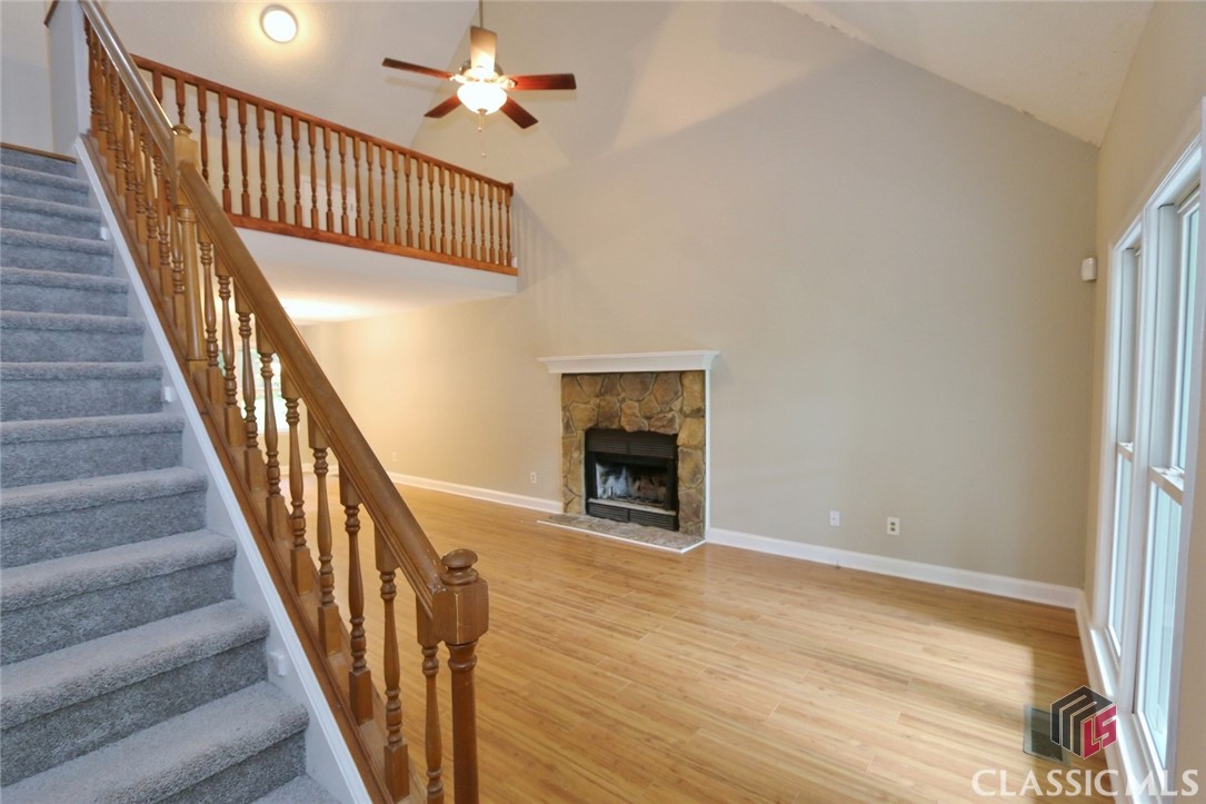 103 Fairlane Court