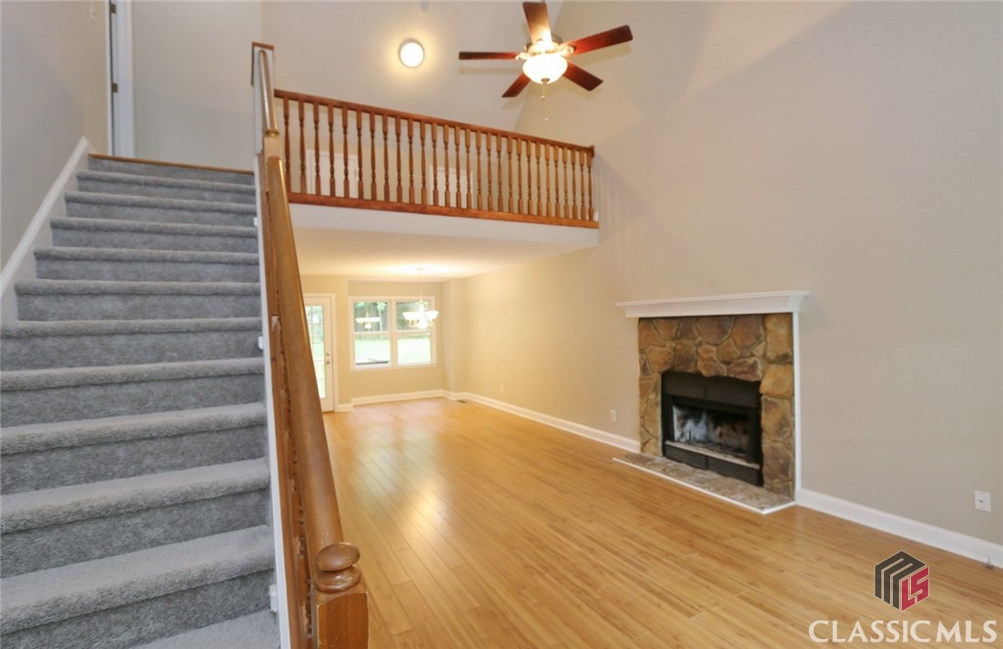 103 Fairlane Court