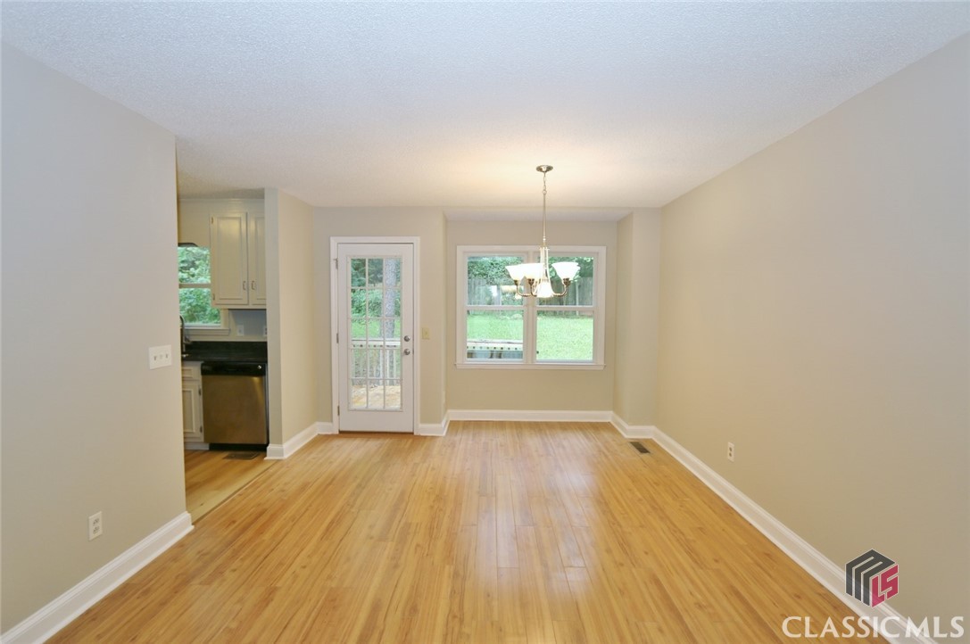 103 Fairlane Court
