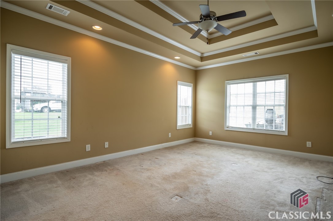 210 Sawtooth Oak Drive