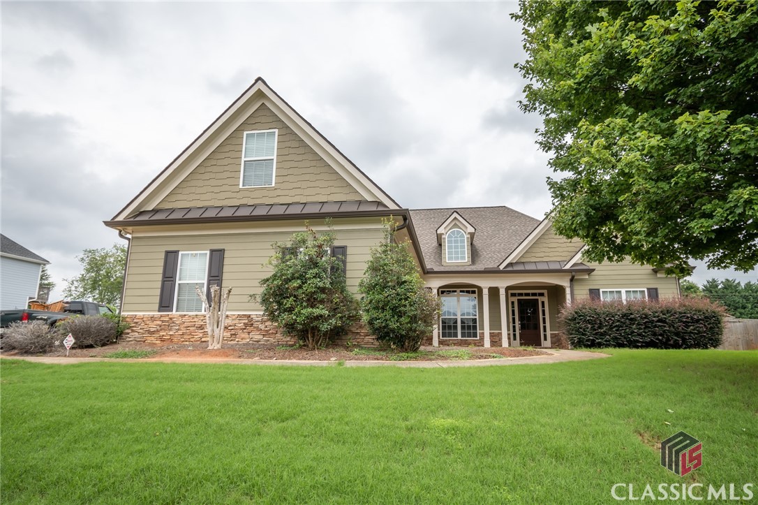 210 Sawtooth Oak Drive