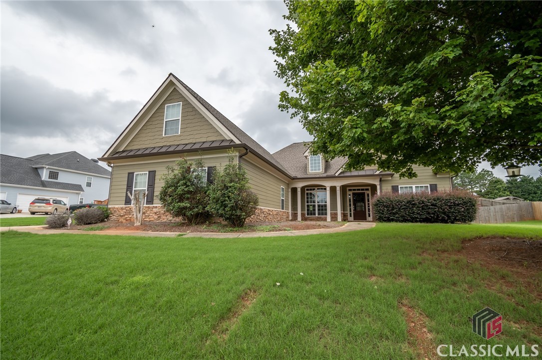 210 Sawtooth Oak Drive
