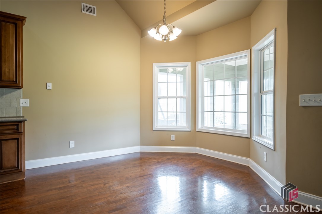 210 Sawtooth Oak Drive