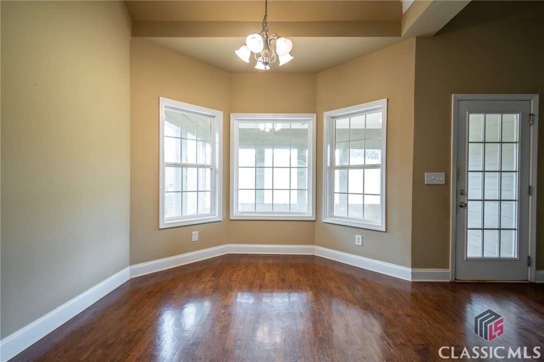 210 Sawtooth Oak Drive