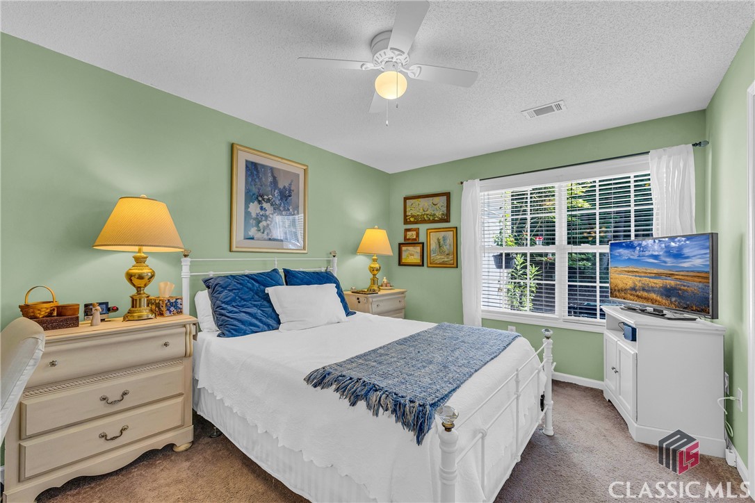 1325 Cedar Shoals Drive 400