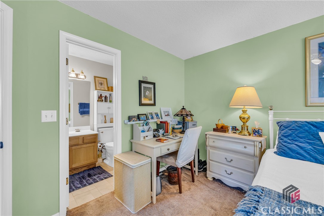 1325 Cedar Shoals Drive 400