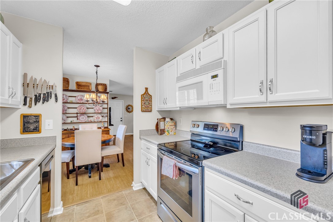 1325 Cedar Shoals Drive 400