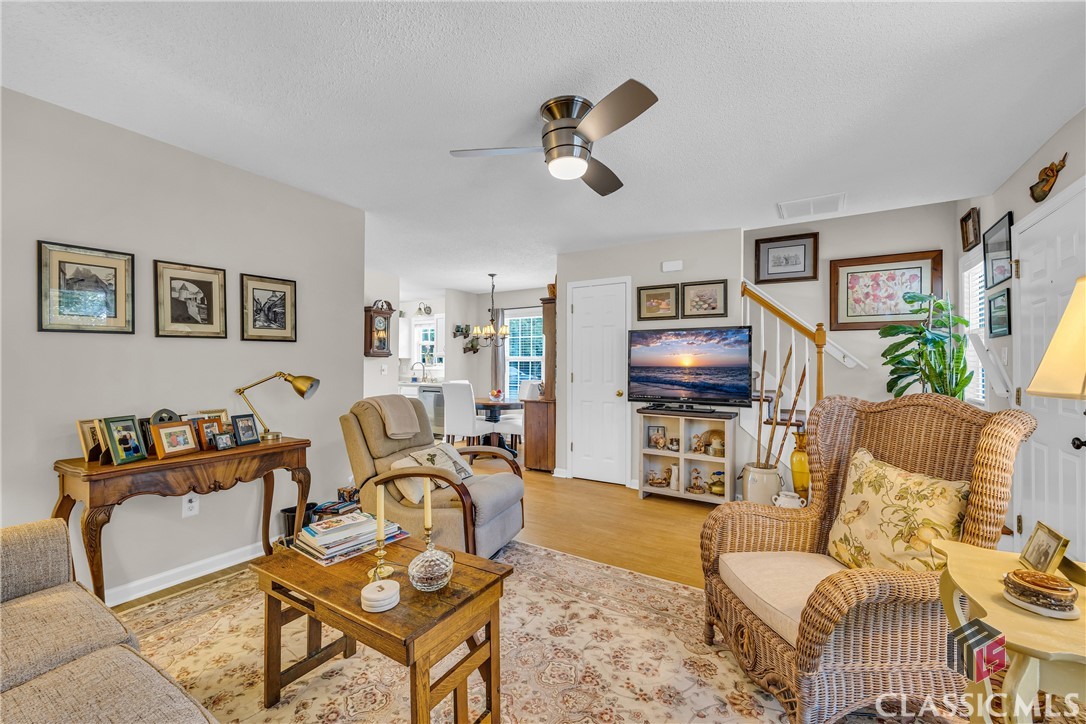 1325 Cedar Shoals Drive 400