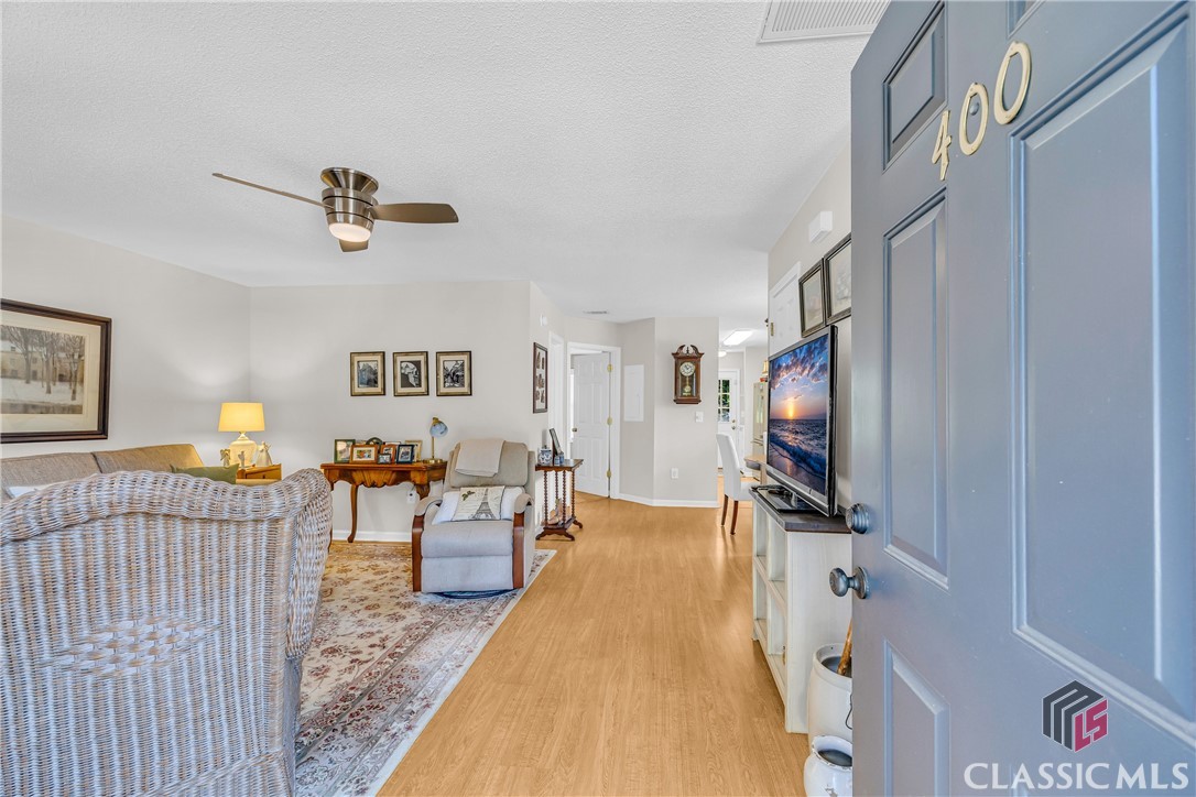 1325 Cedar Shoals Drive 400