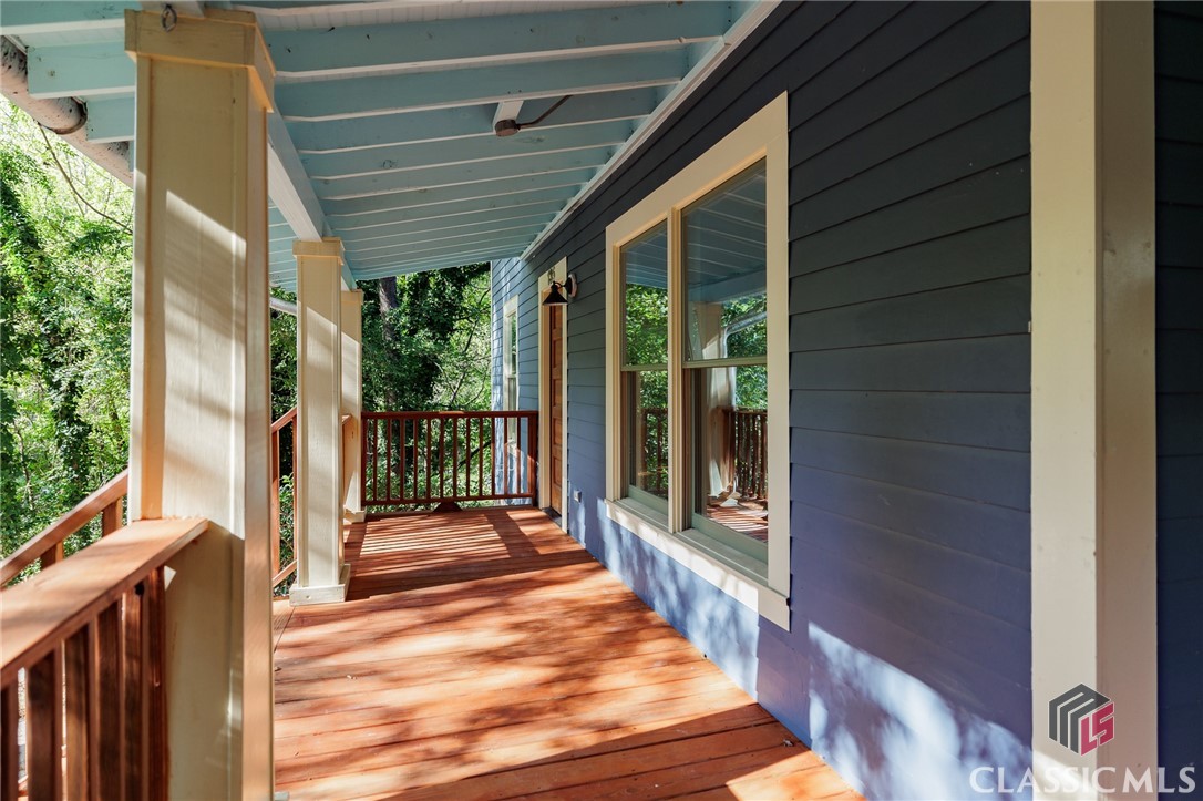 135 Hendrix Avenue