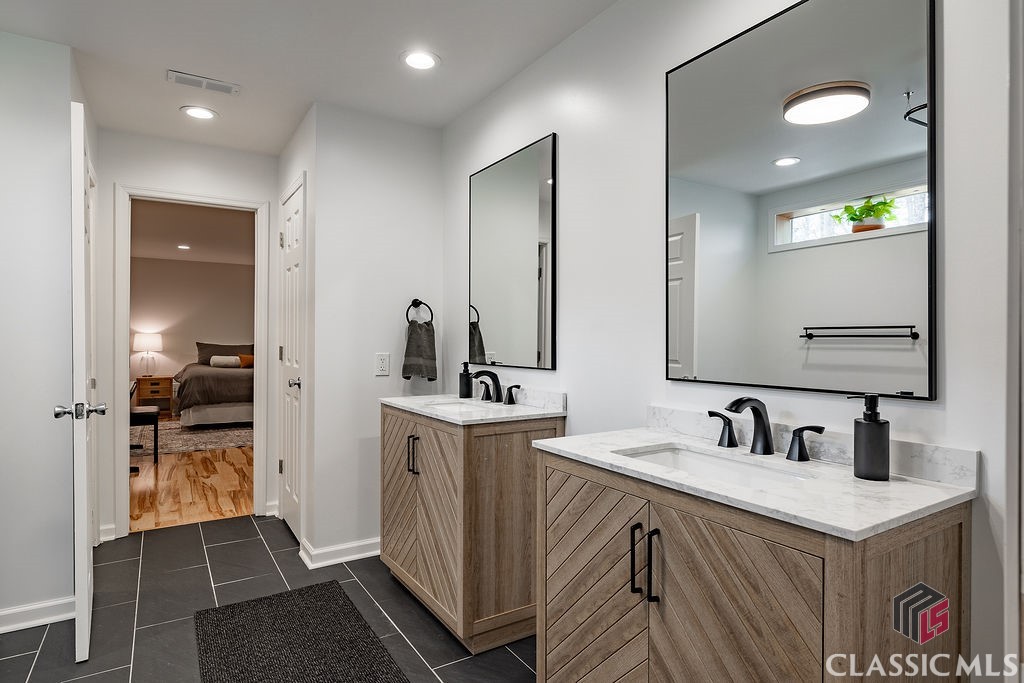 1101 Settlers Ridge Road