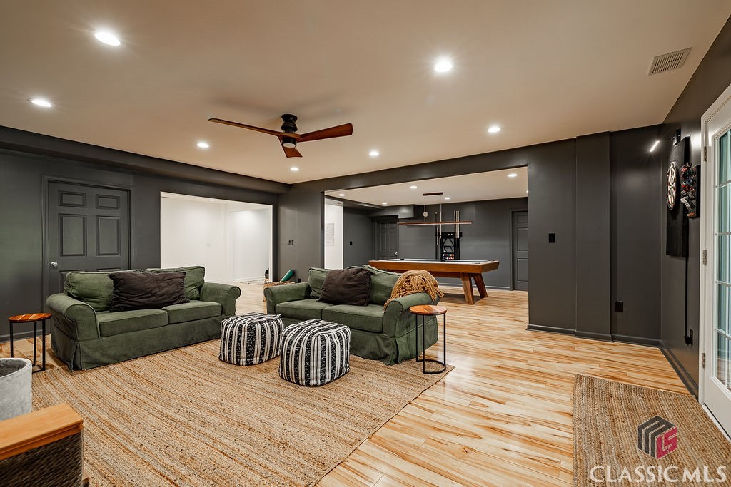 1101 Settlers Ridge Road