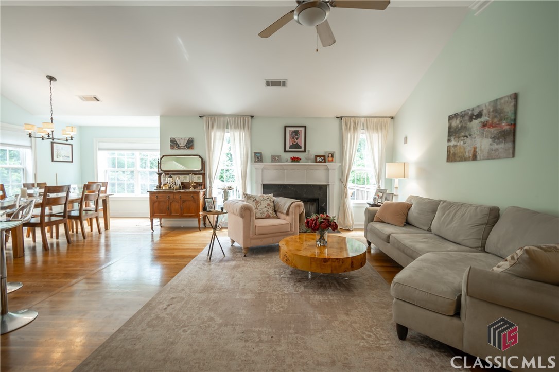 305 Joanne Court