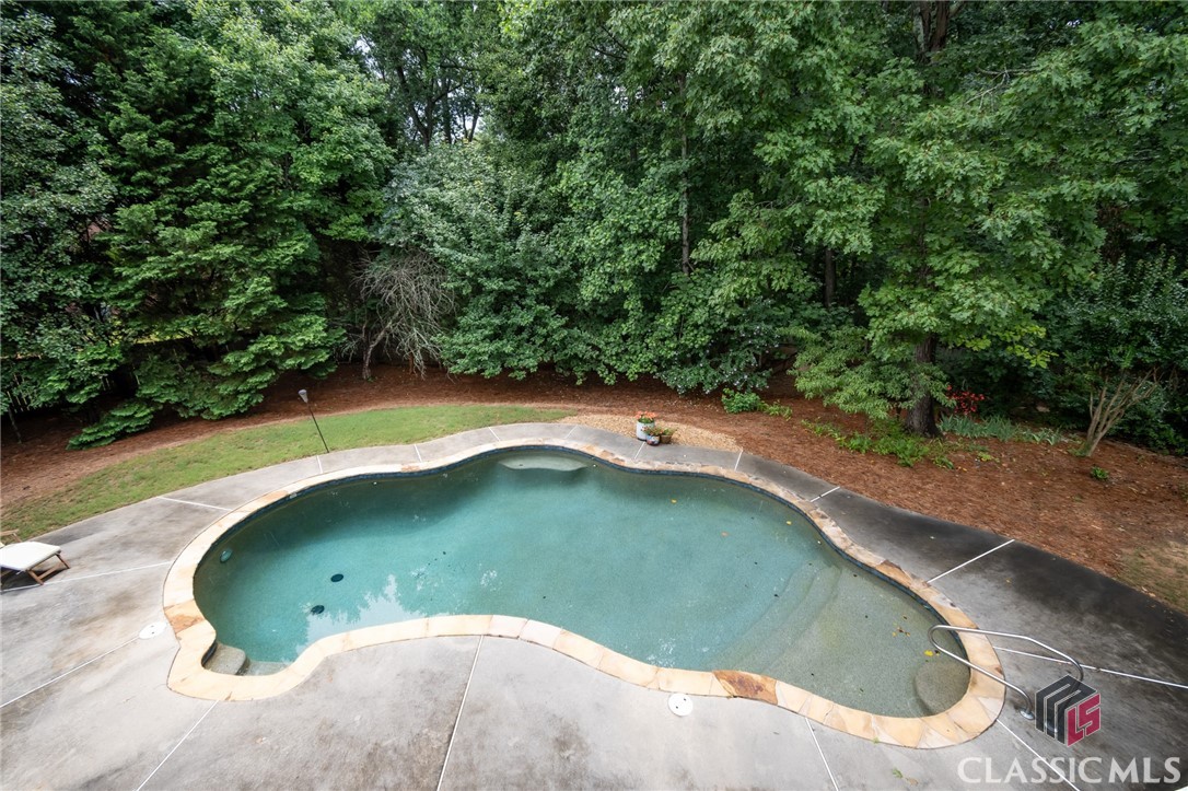 305 Joanne Court