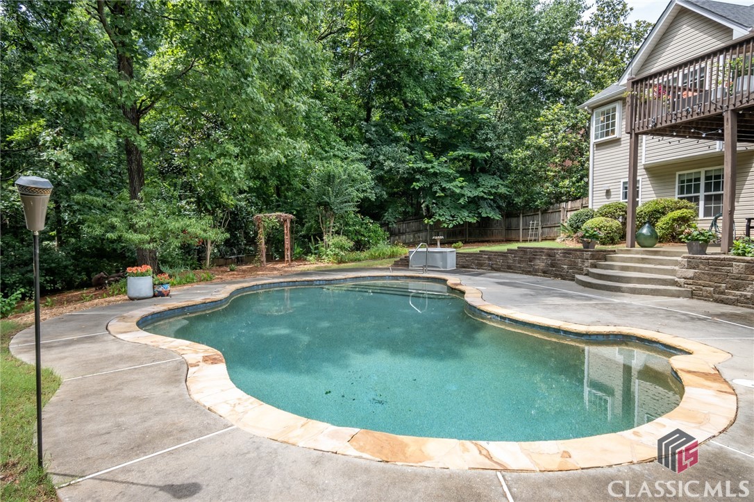 305 Joanne Court