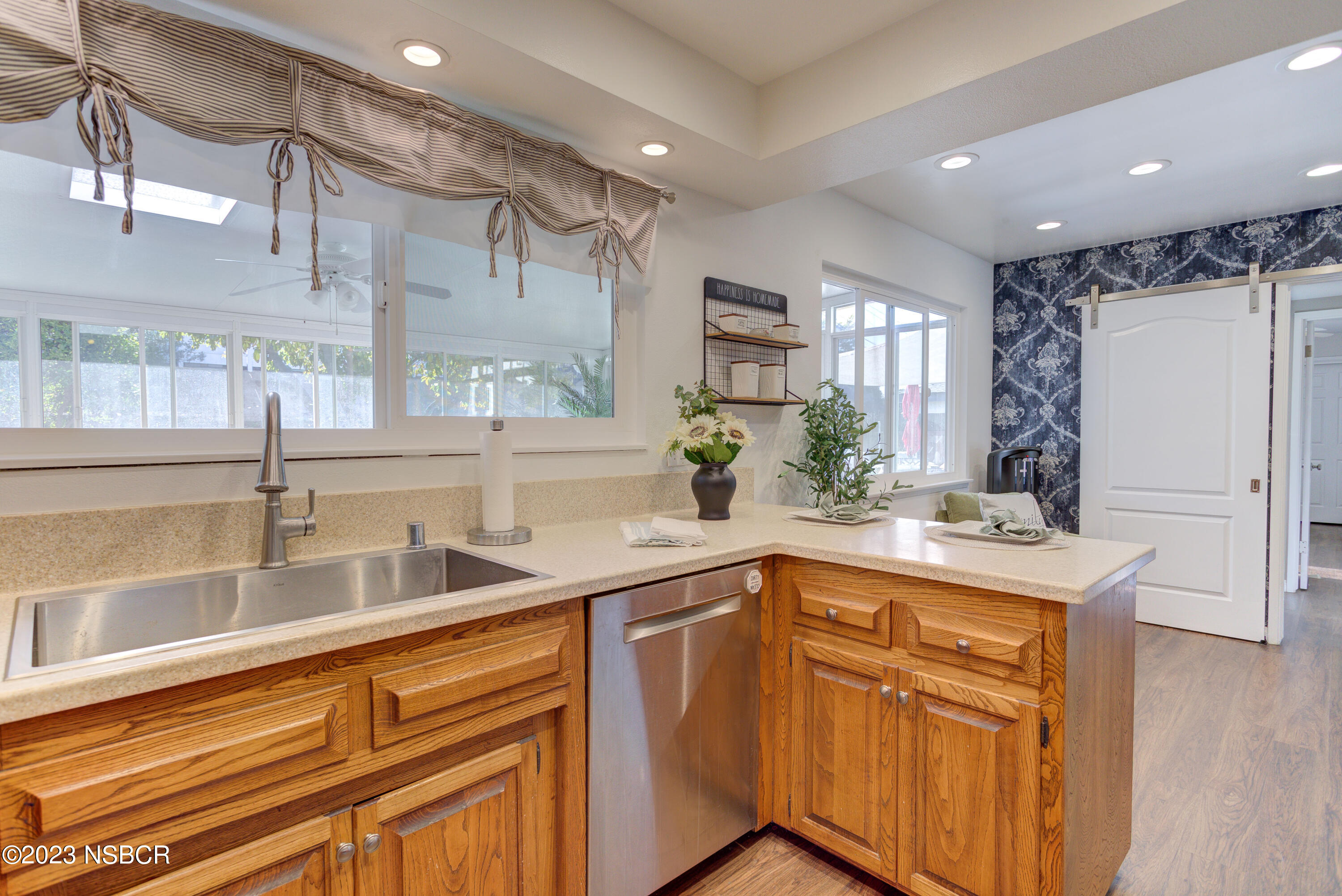 4139 Woodland Street