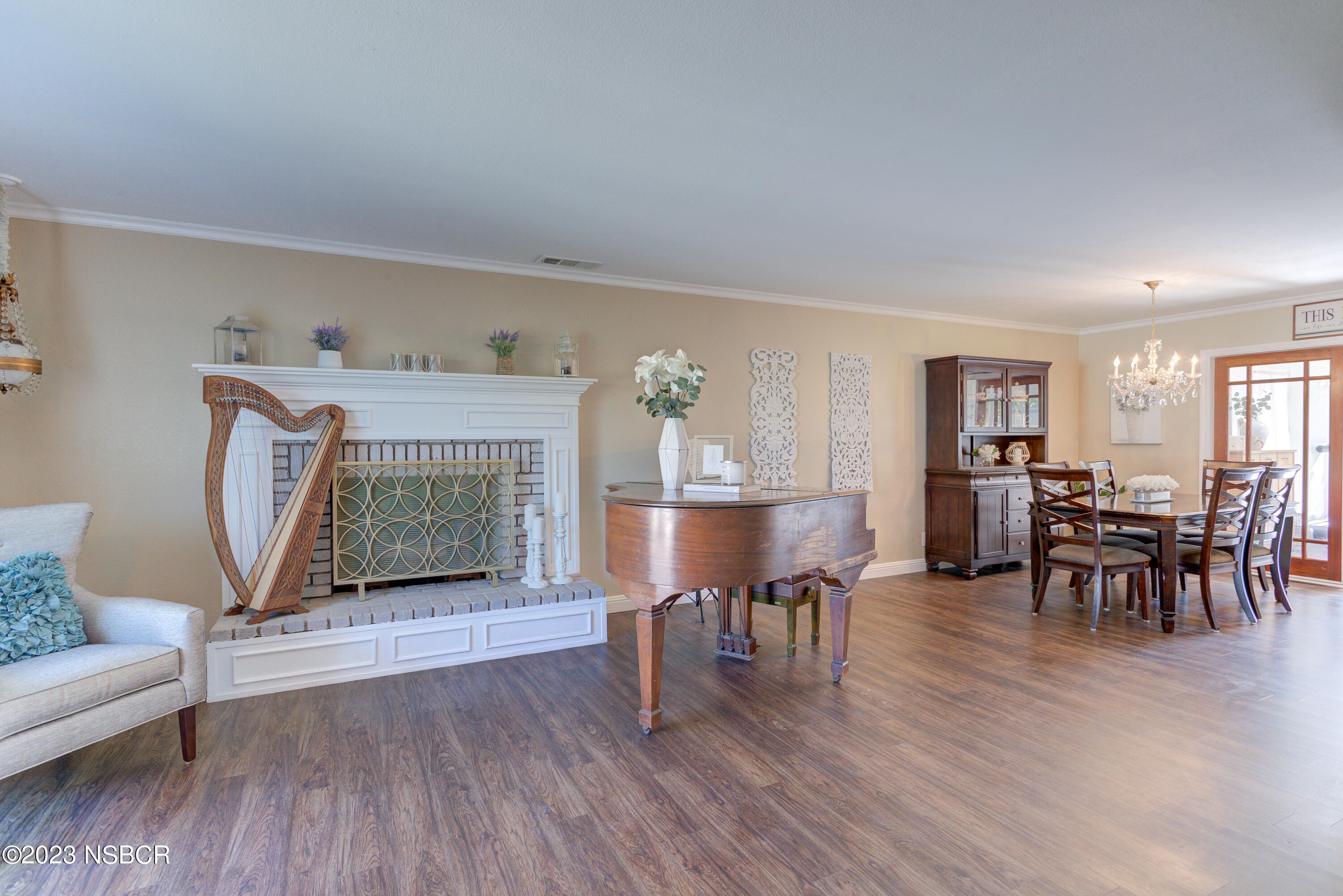 4139 Woodland Street