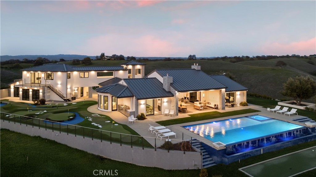 888 Camino Vina