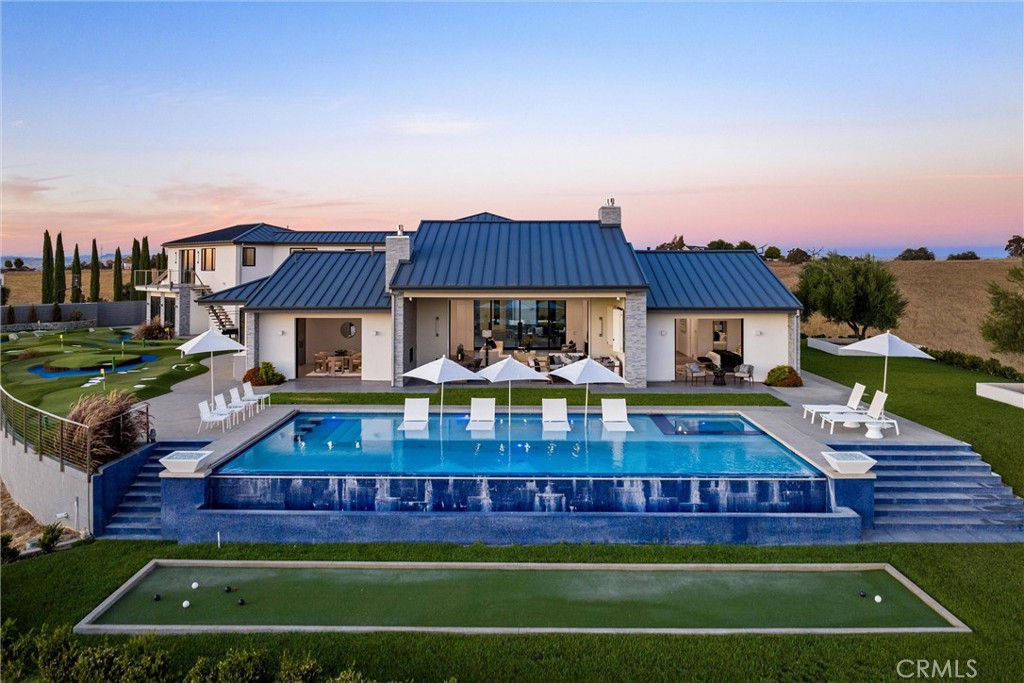 888 Camino Vina