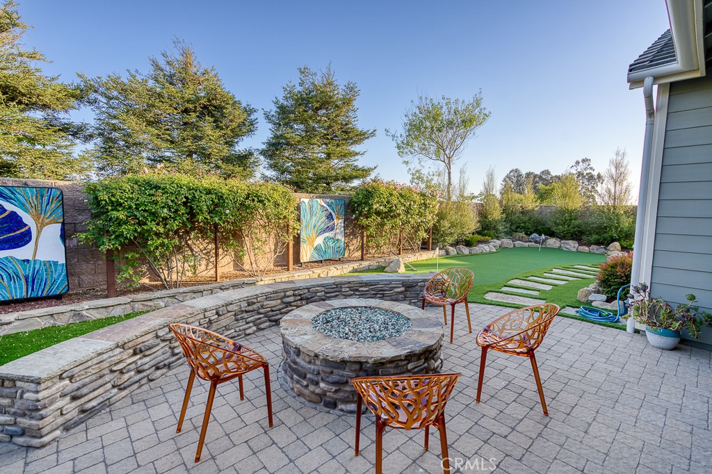 1801 Louise Lane