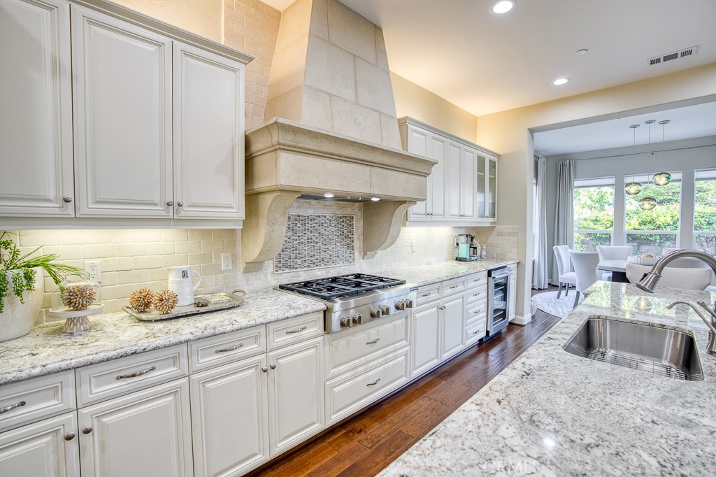 1801 Louise Lane