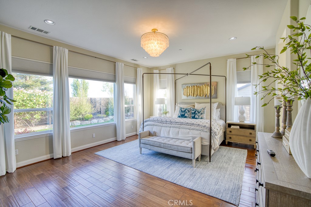 1801 Louise Lane