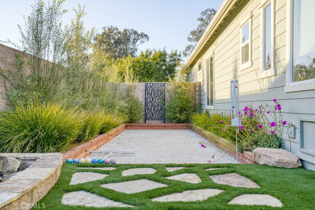 1801 Louise Lane