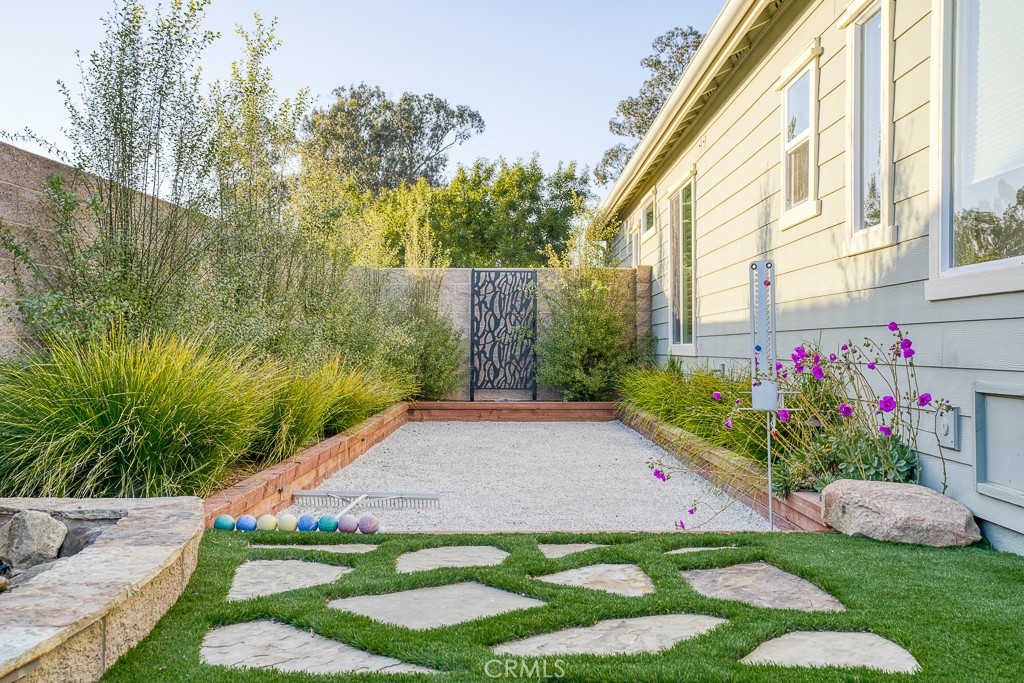 1801 Louise Lane