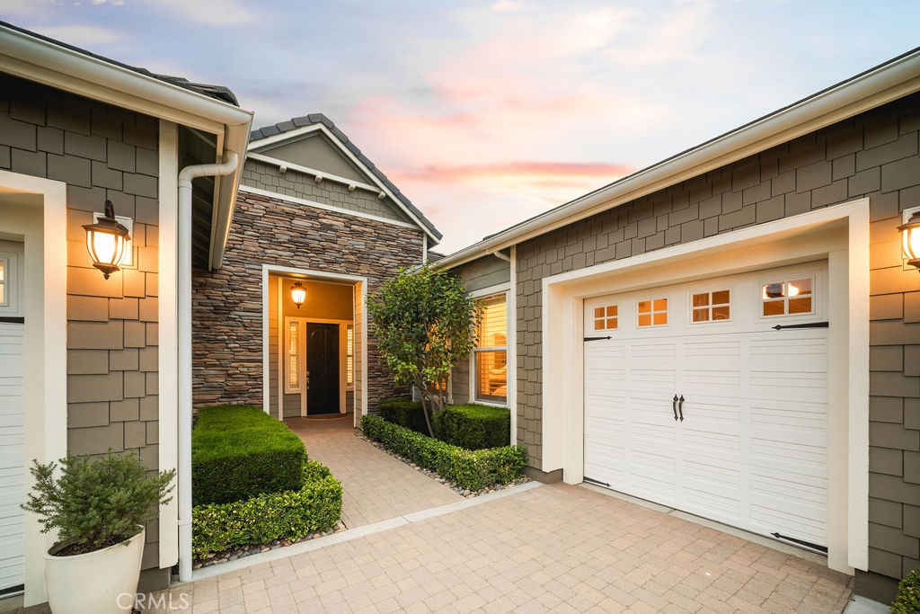 1801 Louise Lane