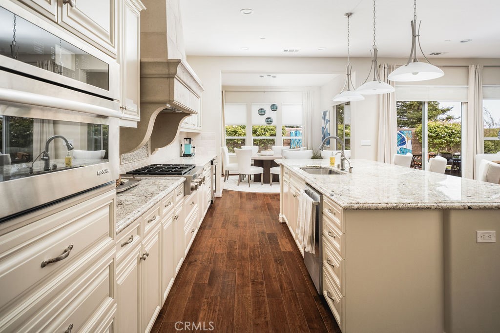 1801 Louise Lane