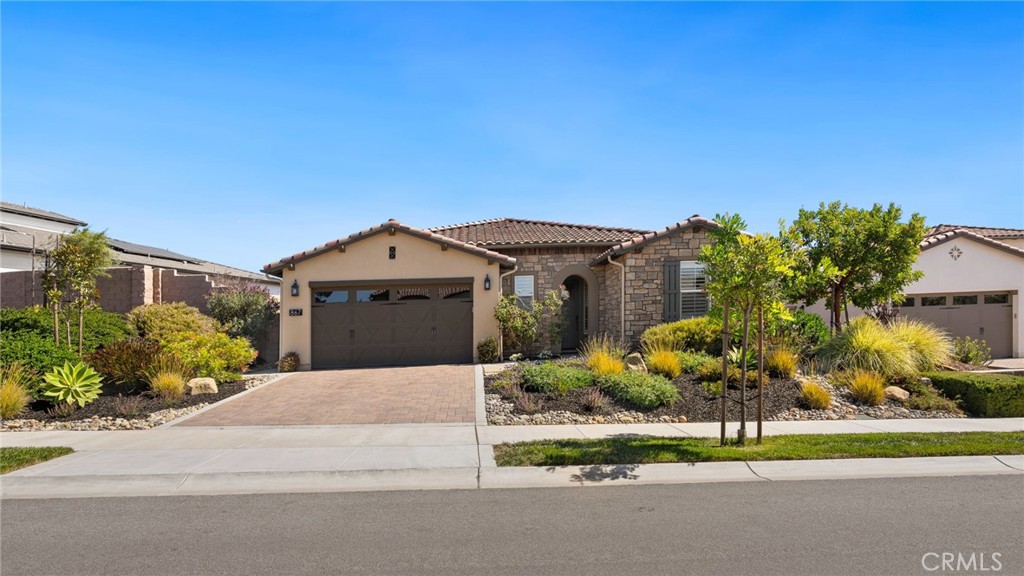 867 Trail View Place