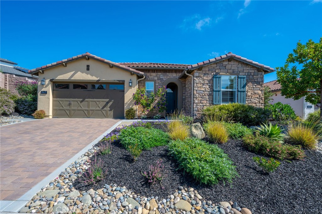 867 Trail View Place