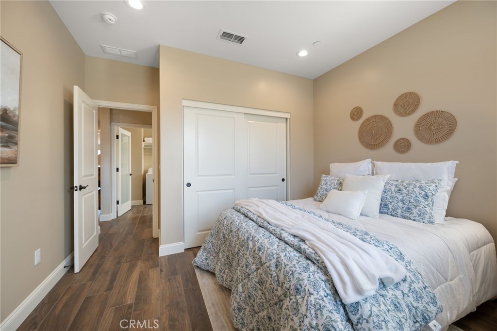 867 Trail View Place