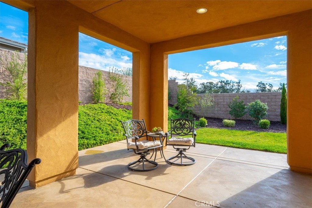 1016 Trail View