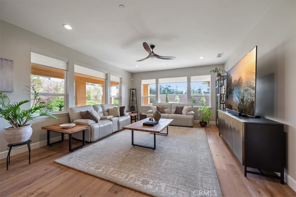 1016 Trail View