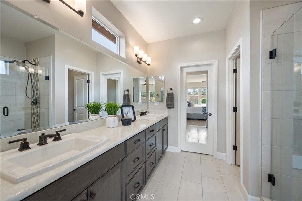 1016 Trail View