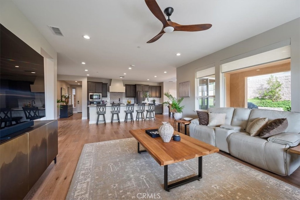 1016 Trail View