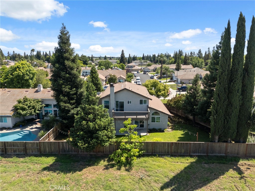2611 Fremont