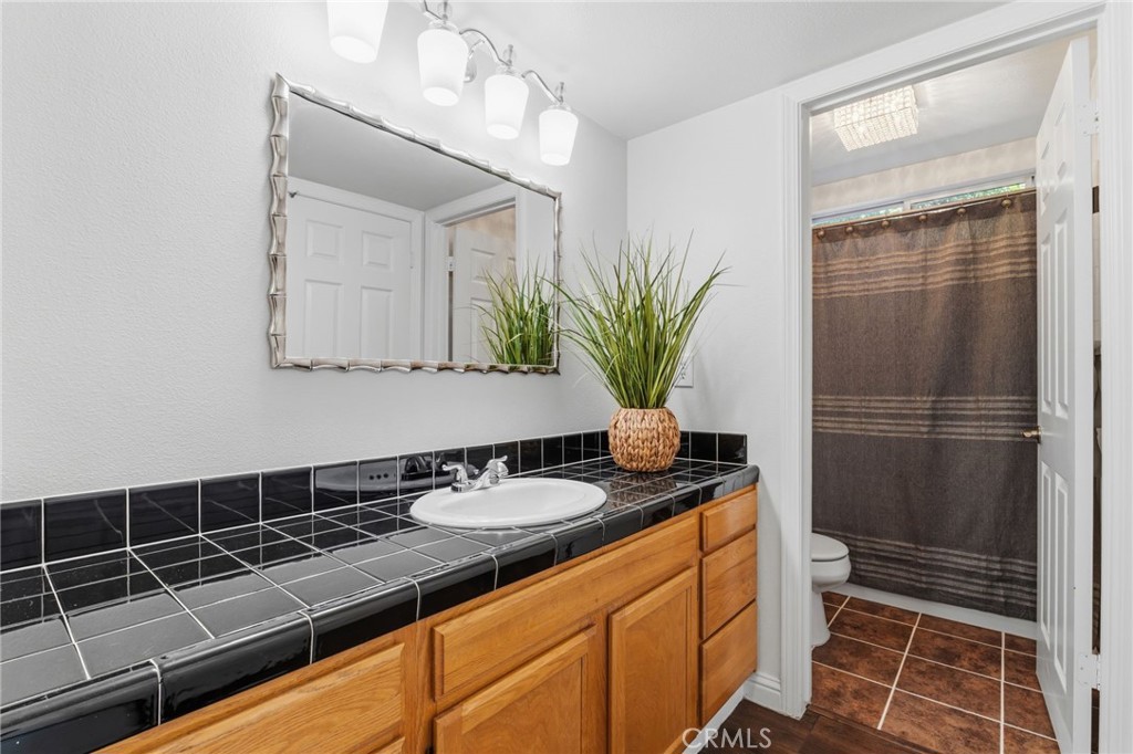 2611 Fremont
