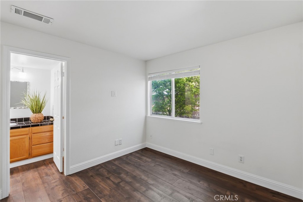 2611 Fremont