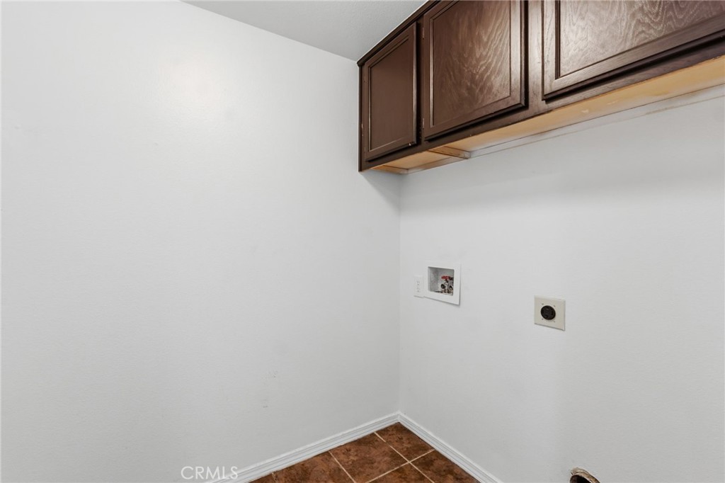 2611 Fremont