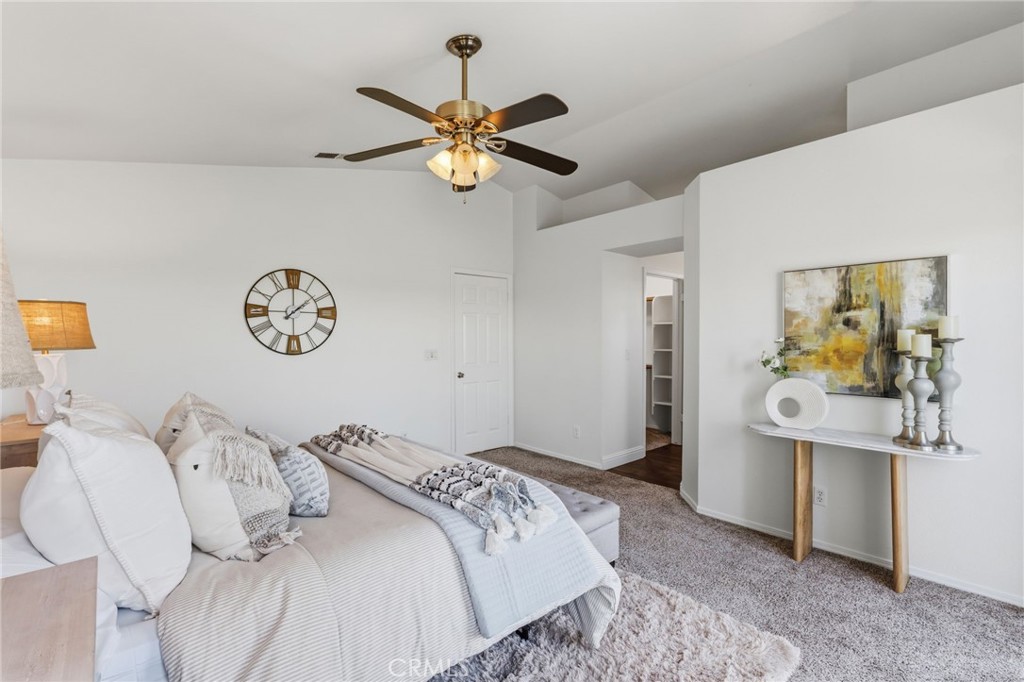 2611 Fremont