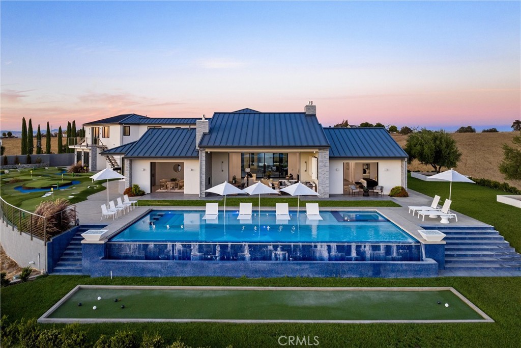 888 Camino Vina
