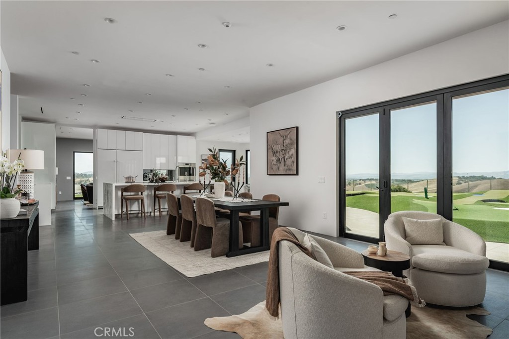 888 Camino Vina
