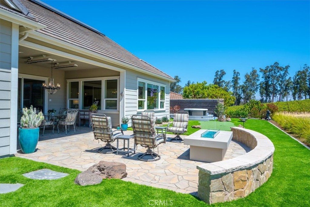 1220 Trail View