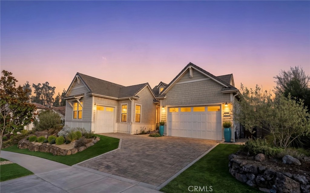 1220 Trail View
