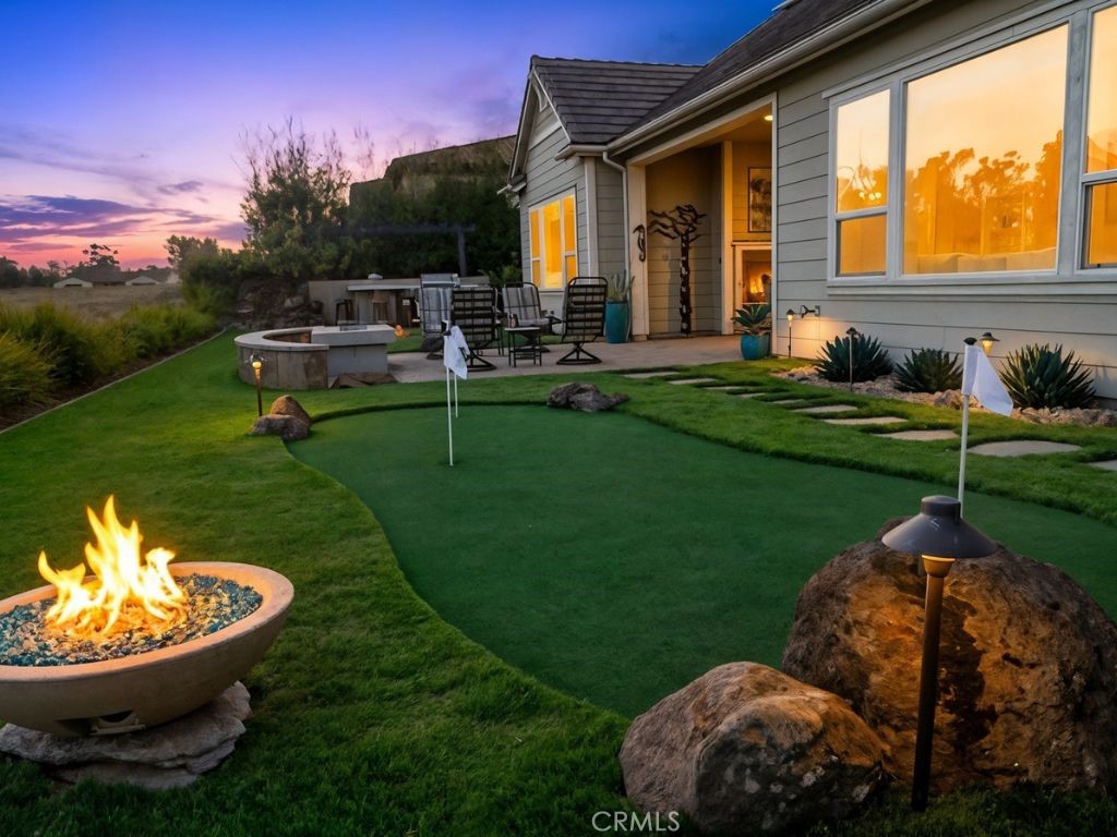 1220 Trail View